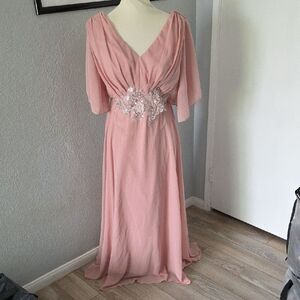 Unithorse Blush Pink V-Neck Maxi Dress with Floral Waist Embellishment 20 3XL